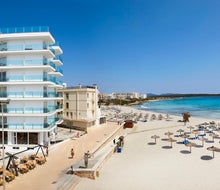 Universal Hotel Perla