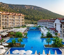 Ramada Resort Akbuk