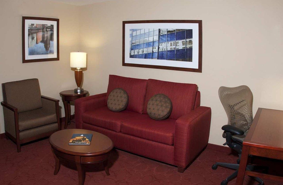 Hilton Garden Inn Milwaukee Airport In Milwaukee Usa Holidays