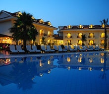 Han Deluxe Boutique Hotel