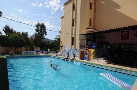 Grand Villa Sol Hotel and Apartments