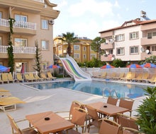 Isla Apartments