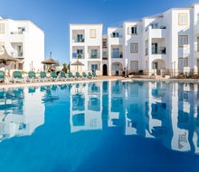 Villa Sol Blanc Menorca Loveholidays