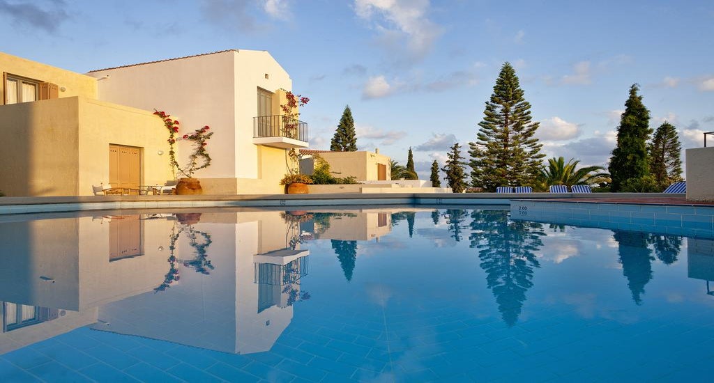 Galaxy Villas in Koutouloufari, Crete Holidays from £221pp loveholidays