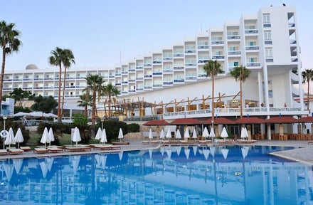 Leonardo Plaza Cypria Maris Beach (Adults Only)