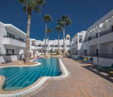 Anthea Hotel Apartments