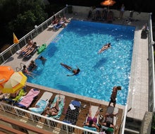 Acropolis Apartments
