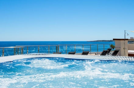 COOEE Aparthotel & Suites Cap de Mar