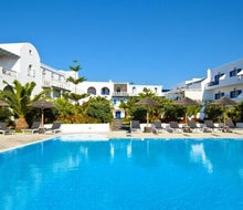 Mediterranean White Hotel