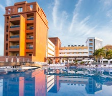 Be Live Experience La Nina
