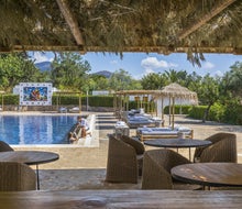 Minos Beach Art Hotel