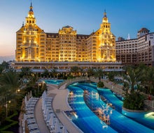 L'Ambiance Royal Holiday Palace Hotel
