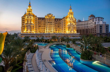L'Ambiance Royal Holiday Palace Hotel
