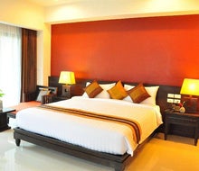 Navatara Phuket Resort