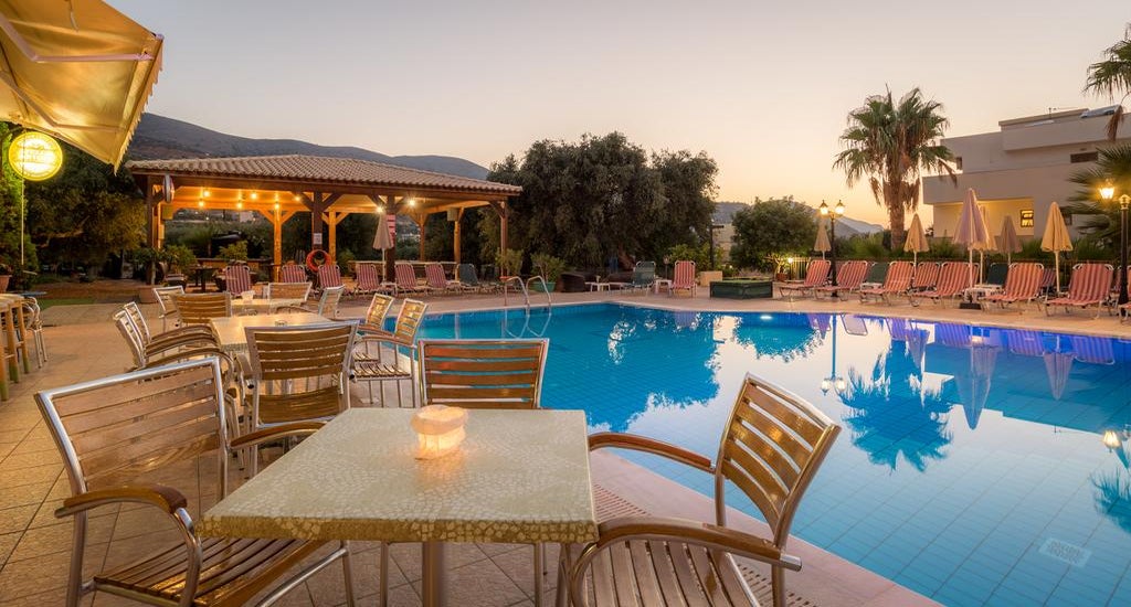 Newcastle Studios in Malia, Crete | Holidays from £153pp | loveholidays