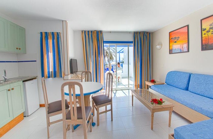 Hl Paradise Island Aparthotel Waterpark In Lanzarote