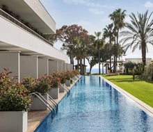 Acanthus Cennet Barut Collection