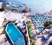 Tuntas Beach Hotel