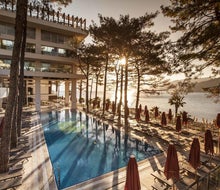 Orka Lotus Beach