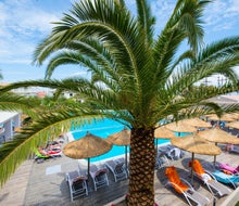 Amour Holiday Resort