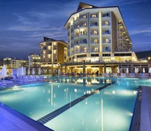 Ramada Resort by Wyndham Kusadasi and Golf