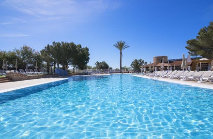 AzuLine Club Cala Martina Ibiza - All Inclusive