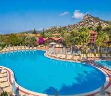 Suncity Hotel & Beach Club