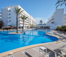 HM Martinique Apartments