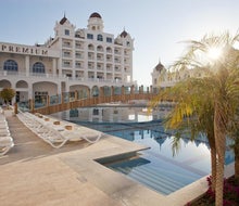 Side Premium Hotel