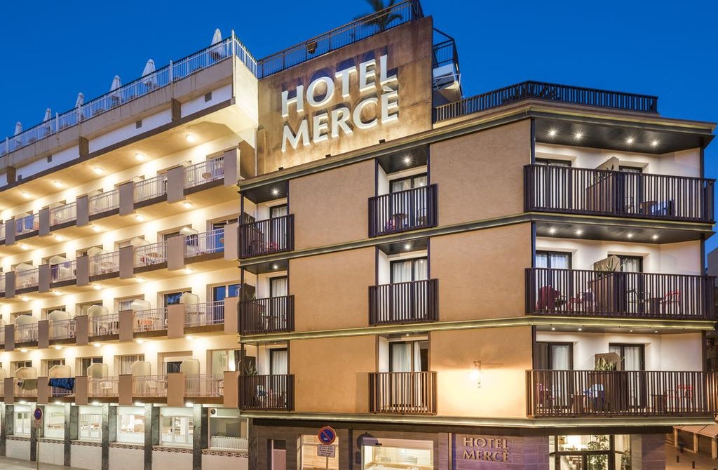 Hotel Merce In Pineda De Mar Spain Holidays From 165 Pp - 