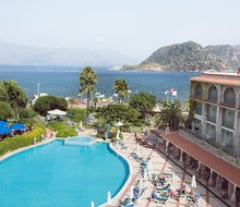Marti La Perla Hotel