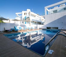 Flora Maria Hotel Apartments