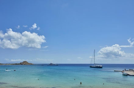 Mykonos Kosmoplaz Beach Resort Hotel