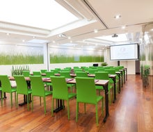 Metropolis Design Hotel