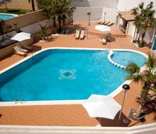 Hotel La Familia Gallo Rojo