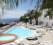 Marina Bayview Adults Only