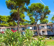 Verudela Beach & Villa Resort