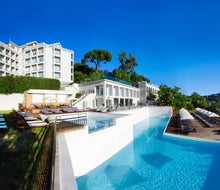 Royal Grand Hotel