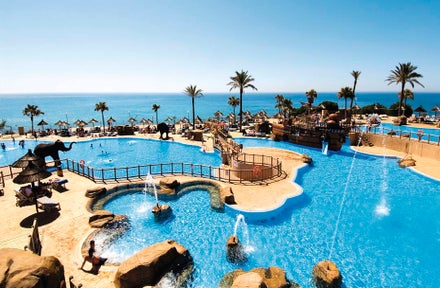 Holiday World Polynesia Hotel