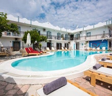 Aquarius Beach Hotel
