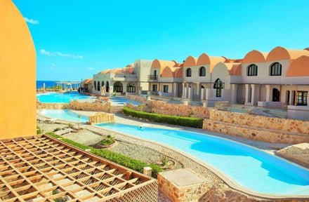 Rohanou Beach Resort and Ecolodge
