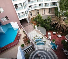 Santa Marina Hotel