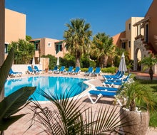 Bellos Hotel Apartments In Crete Hersonissos Holidays