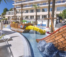Oasis Park Splash Hotel