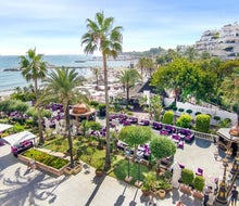 Park Plaza Suites