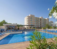 Invisa Es Pla Hotel (Adults Only)
