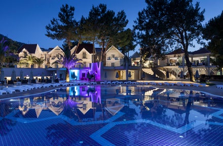The Roxy Luxury Nature (Ex. Aurum Exclusive Club)