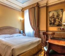 River Palace Hotel