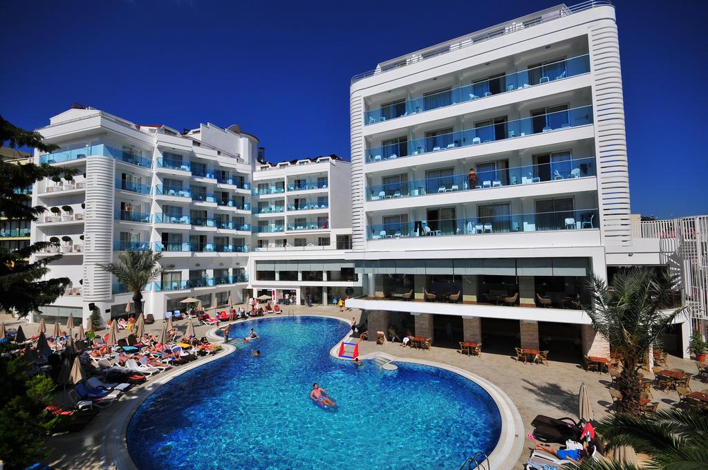 Blue Bay Platinum in Marmaris, Turkey | Holidays from £326pp | loveholidays