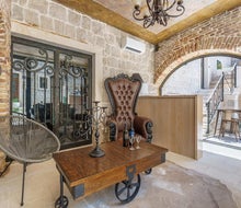 Heritage Palace Varos